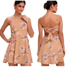 Lulus On the Vineyard Nude Floral Tie Back Summer Minidress size Large 