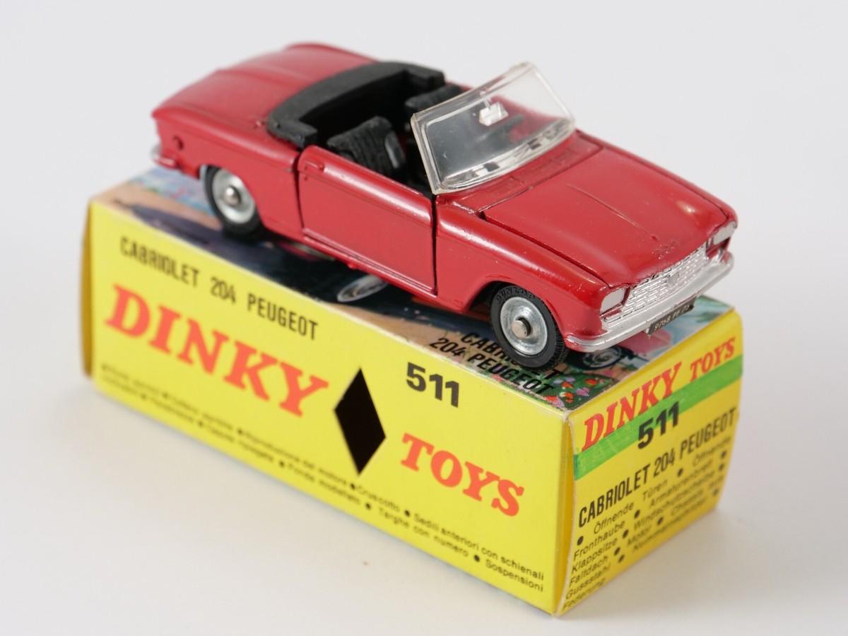 プジョー 204 カブリオレ - フランス ディンキートイズ #511 プジョー 204 カブリオレ - フランス ディンキートイズ #511 プジョー