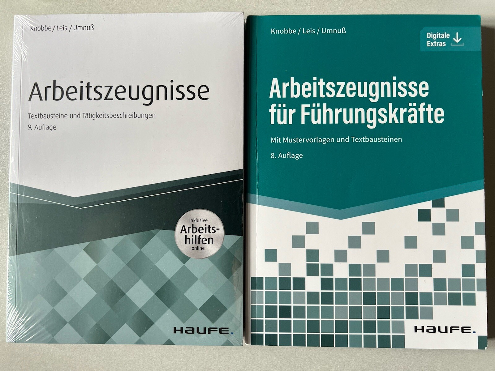 Thumbnail - Buch Arbeitszeugnisse Und Buch Arbeitszeugnisse Für Führungskräfte -