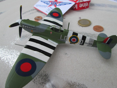 Supermarine SPITFIRE D-Day  Flugzeug  Metall 1:72 AVION Aircraft   ALTAYA YAKAiR