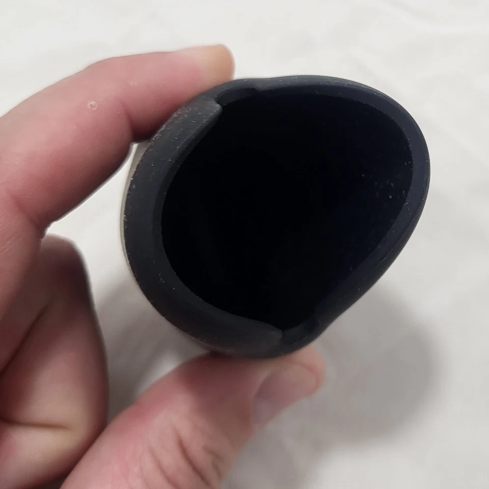 Original Beats Portable Silicone Carrying Case Pouch Earbuds Powerbeats Black - Image 4 of 4