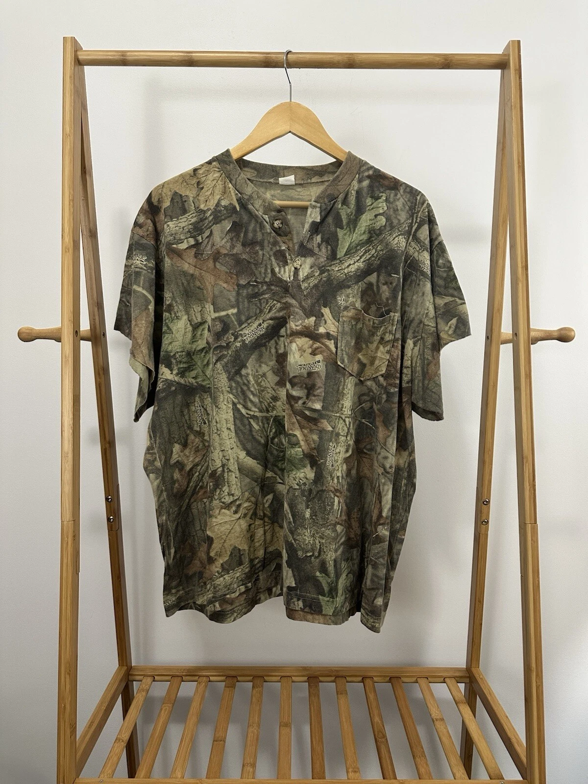 VTG 90s Deer Buck Camouflage Henley Short Sleeve T-Shirt Size XXL USA