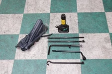 03-09 4 Runner Emergency Replacement Bottle Jack Toolkit Tool Kit Set OEM OE WTY