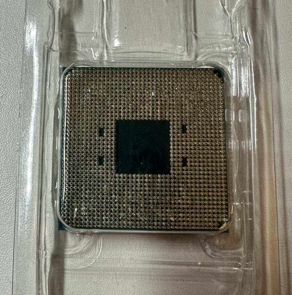 Compatible AMD Ryzen 5 5600 CPU 4.4 GHz, 6 Cores, Socket AM4