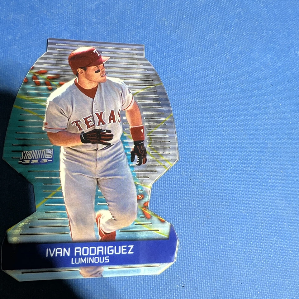 2000 Topps Stadium Club 3x3 Luminous Ivan Rodriguez #3x3/2B HOF MLB 🔥0210 - Image 2 of 4