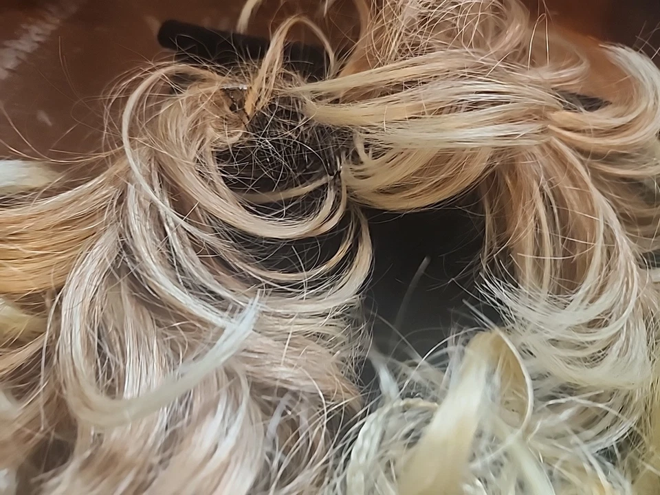 Cabelo Paula Young 4 peças 4 extensões A6293 Meryl Color #14 COM CAIXA. R390 - Imagem 4 de 4