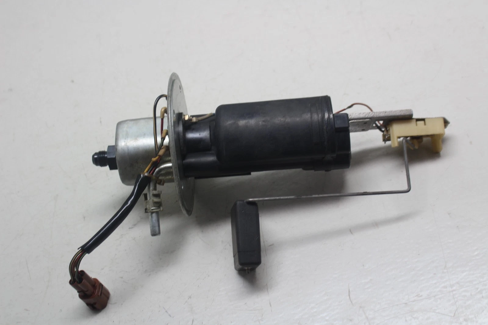 2001-2007 Suzuki Hayabusa Gsx1300r Fuel Pump Gas Petrol Sender Unit