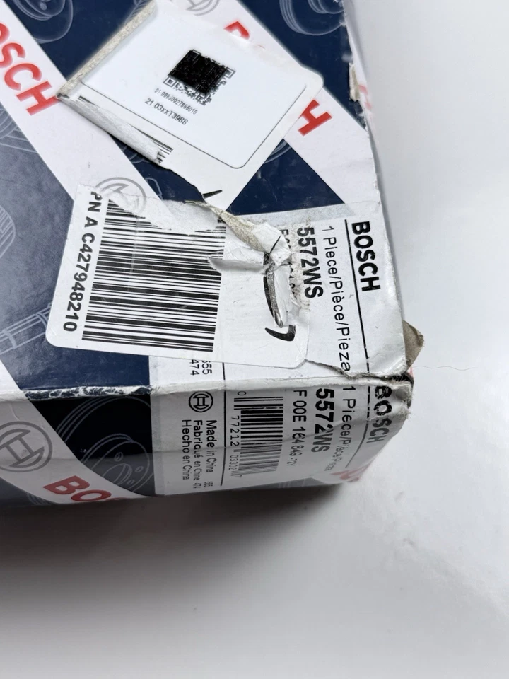 Filtro de aire del motor de taller BOSCH 5572WS Toyota Tundra Sequoia Lexus LX570 NUEVO Foto 2 de 4