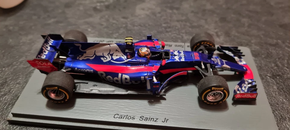 Modellino F1 1:43 Toro Rosso STR12 2017 – Carlos Sainz Jr - Spark - Immagine 4 di 4