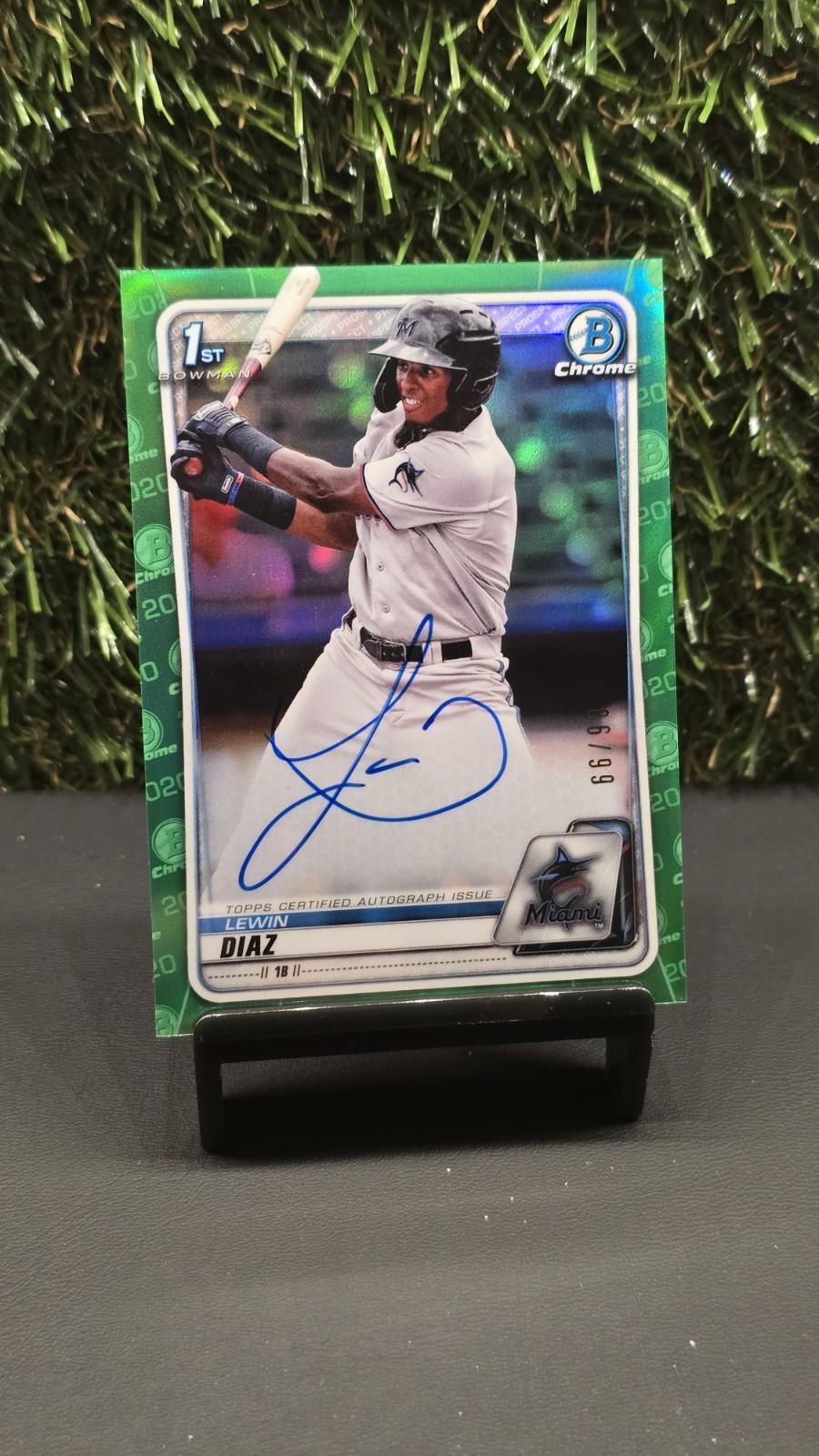 2020 Bowman Chrome Lewin Diaz 1st Green Refractor Auto /99 #CPA-LD