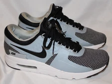 Nike Men’s Air Max Zero Essential Sneaker Black Wolf Grey SZ 10 NIB