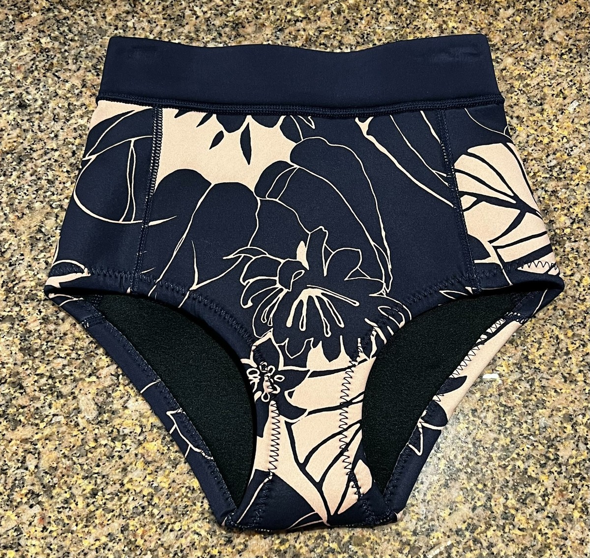 Patagonia Women's R1 Lite Yulex Swim Bottom, Tan and Dark Blue