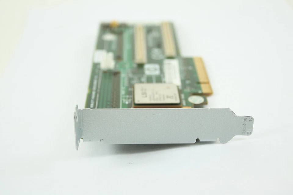 HP Serial Attached SCSI (SAS) P400 Internal Controller Board 504022-001 - Image 3 of 3
