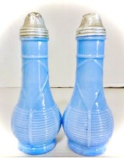 STUNNING PAIR OF BLUE / PERIWINKLE MILK GLASS SALT  PEPPER SHAKERS DELPHITE 