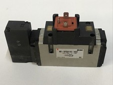 SMC VFS3110-5DZ-02 Pneumatic Solenoid Valve 0.1-1.0MPa