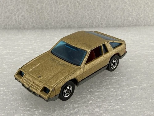 Hot Wheels Vintage Made In Italy Gold Omni  Blue Windshield  Rare Item