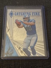 2019 Panini Phoenix - Catching Fire T.J. Hockenson #9 (RC)