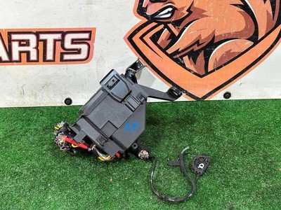 LR165243 Range Rover Velar L560 18- Engine Bay Fuse Box