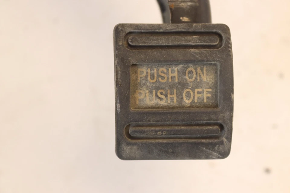 2015-2019 CHEVY SILVERADO 2500 HD РЫЧАГ ПЕДАЛИ АВАРИЙНОГО СТОЯНОЧНОГО ТОРМОЗА ОТ ОРИГИНАЛЬНОГО ПРОИЗВОДИТЕЛЯ - Изображение 4 из 4