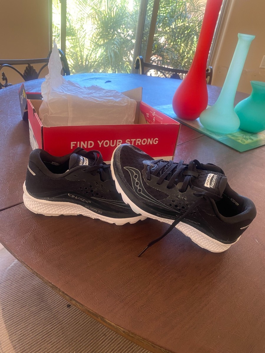 Size 3.5 - Saucony Kinvara 8 Gray - S20356-20 | eBay display picture 1