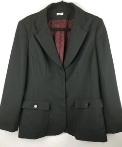 black blazer with red lining