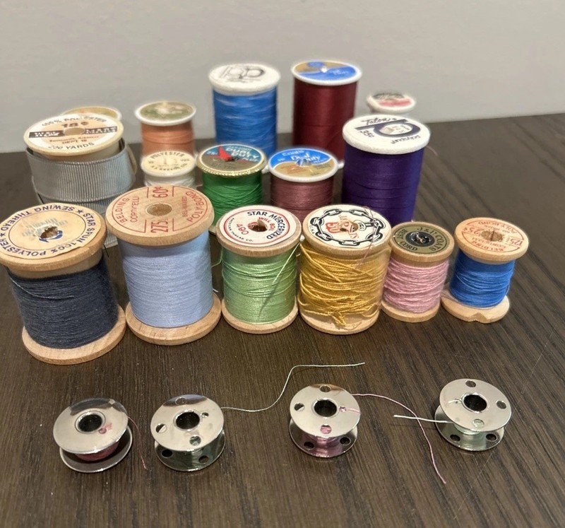 Lot 20 Sewing Vintage Thread Spools Wooden Assort Ribbon Polyester Poly Bond