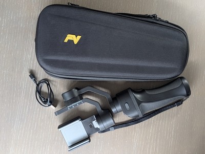 Freevision Vilta-M Handheld Gimbal Stabilizer with Carrying Case for Smartphones