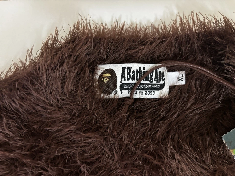 Authentic a bathing ape babe ape face shaggy sweater brown XL new jumper - Image 3 of 4