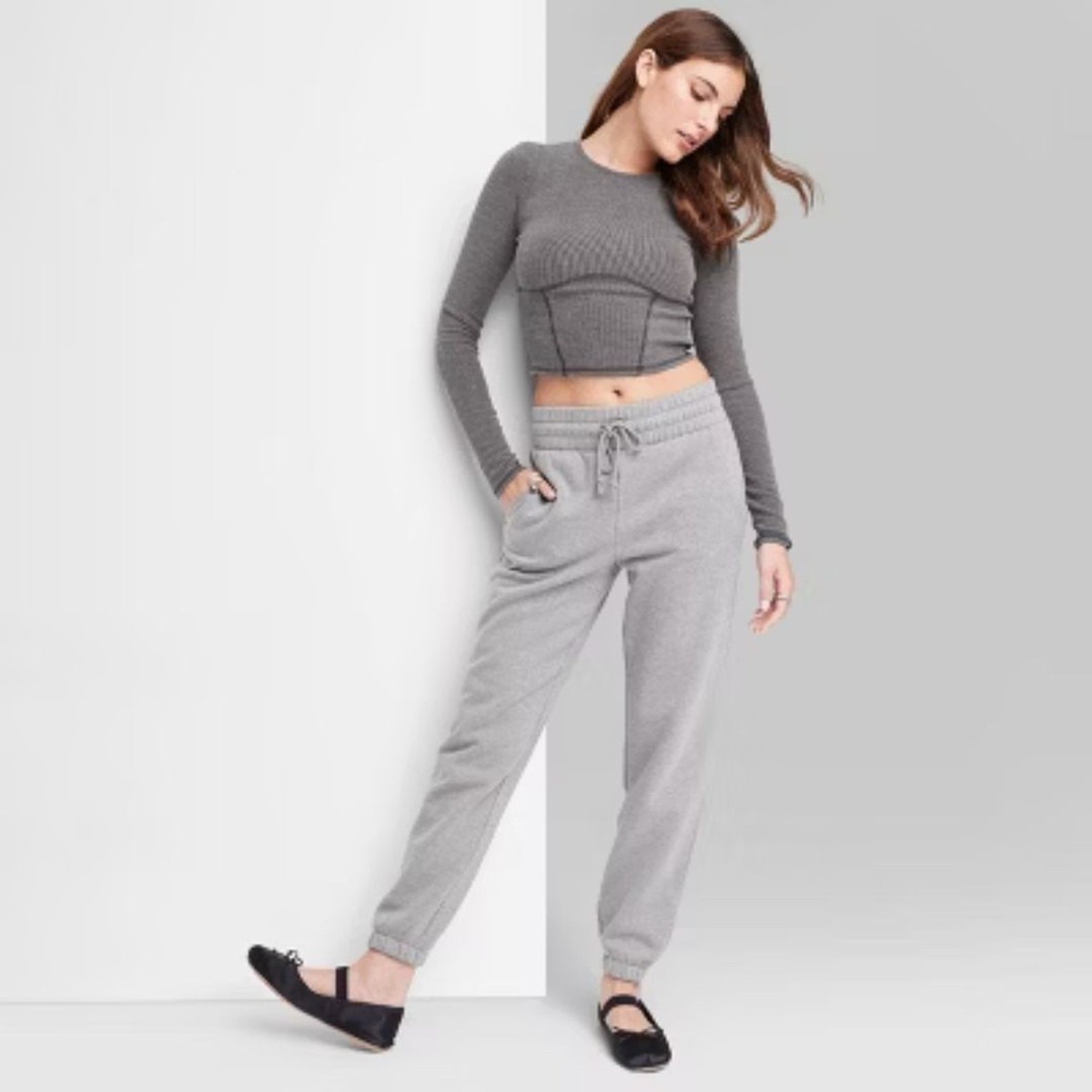 Wild Fable Women's High Rise Tapered Sweatpants Heather Gray Size - Main Image