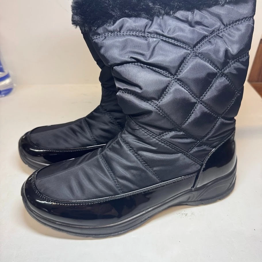 Botas Easy Street para mujer 9,5 W charol negro piel sintética forradas media pantorrilla nuevas en caja IP4 Foto 4 de 4