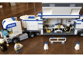 LEGO CITY: Police Command Center (7743) 100% complete w/ MANUALS  AND BOX
