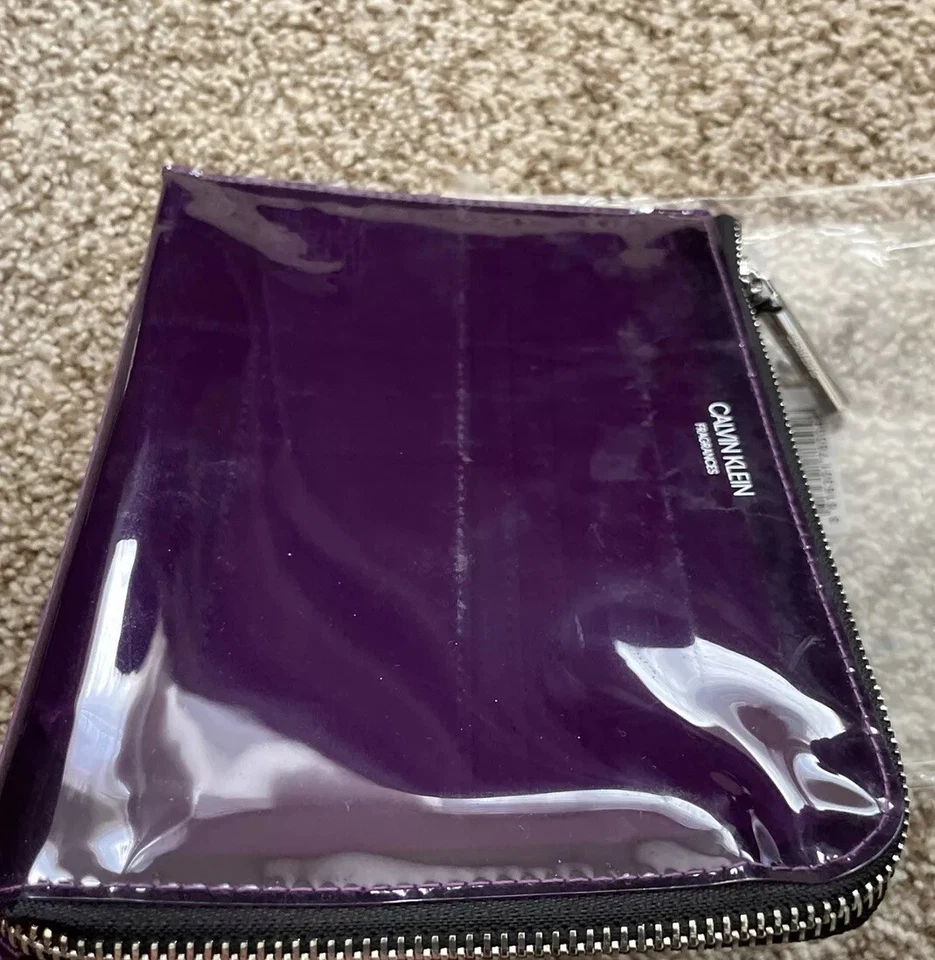 Estuche de fragancias navideñas Calvin Klein - Ver fotos Foto 3 de 4