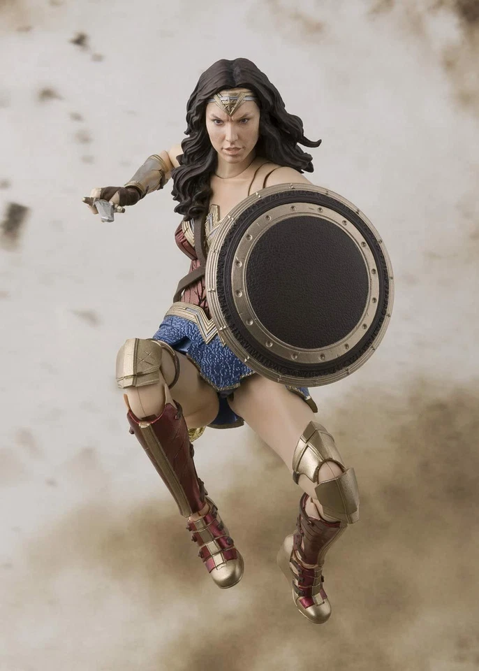 S.H. Figuarts Wonder Woman LIGA DE LA JUSTICIA Bandai de Japón Foto 4 de 4