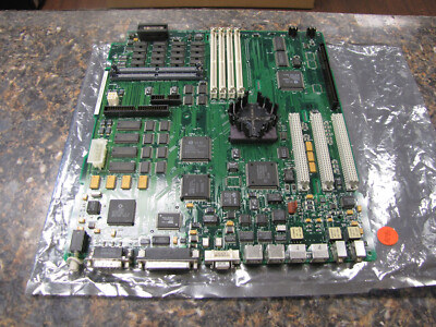 Vintage 1992 Apple Macintosh 820-0380-A Quadra 650 Logic Board