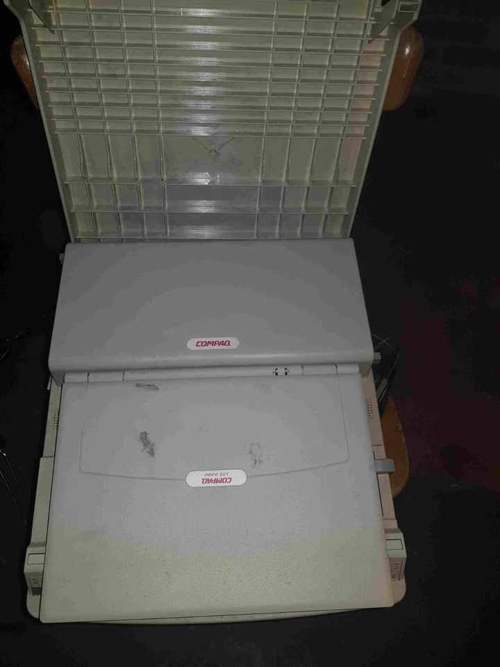 Laptop für Sammler - Bild 2 von 4