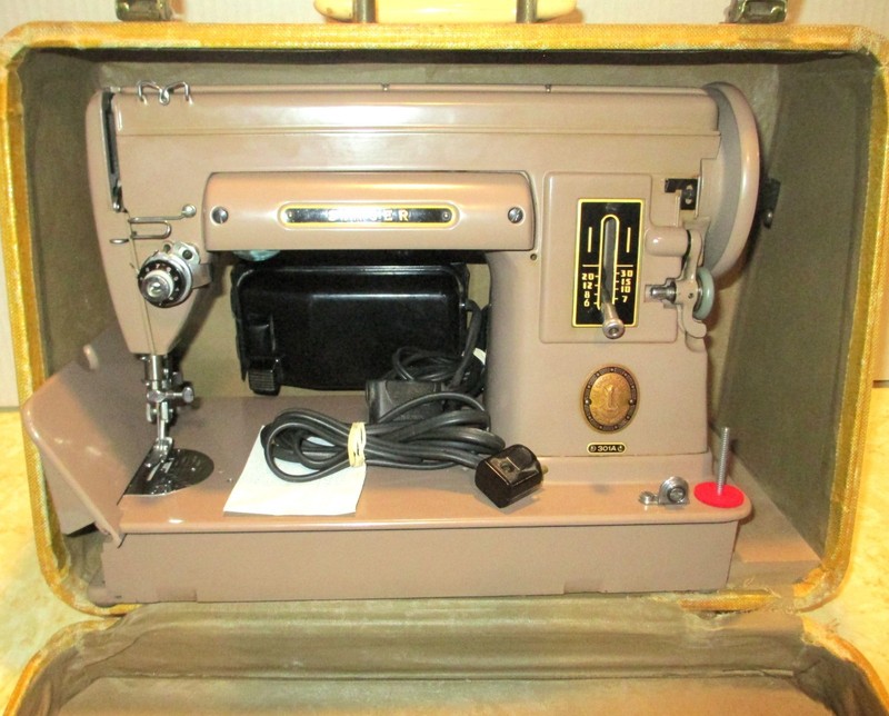 Singer 301A Sewing Machine~Foot Pedal~DVD Manual~ OEM Cradle Mount & Case ~Video