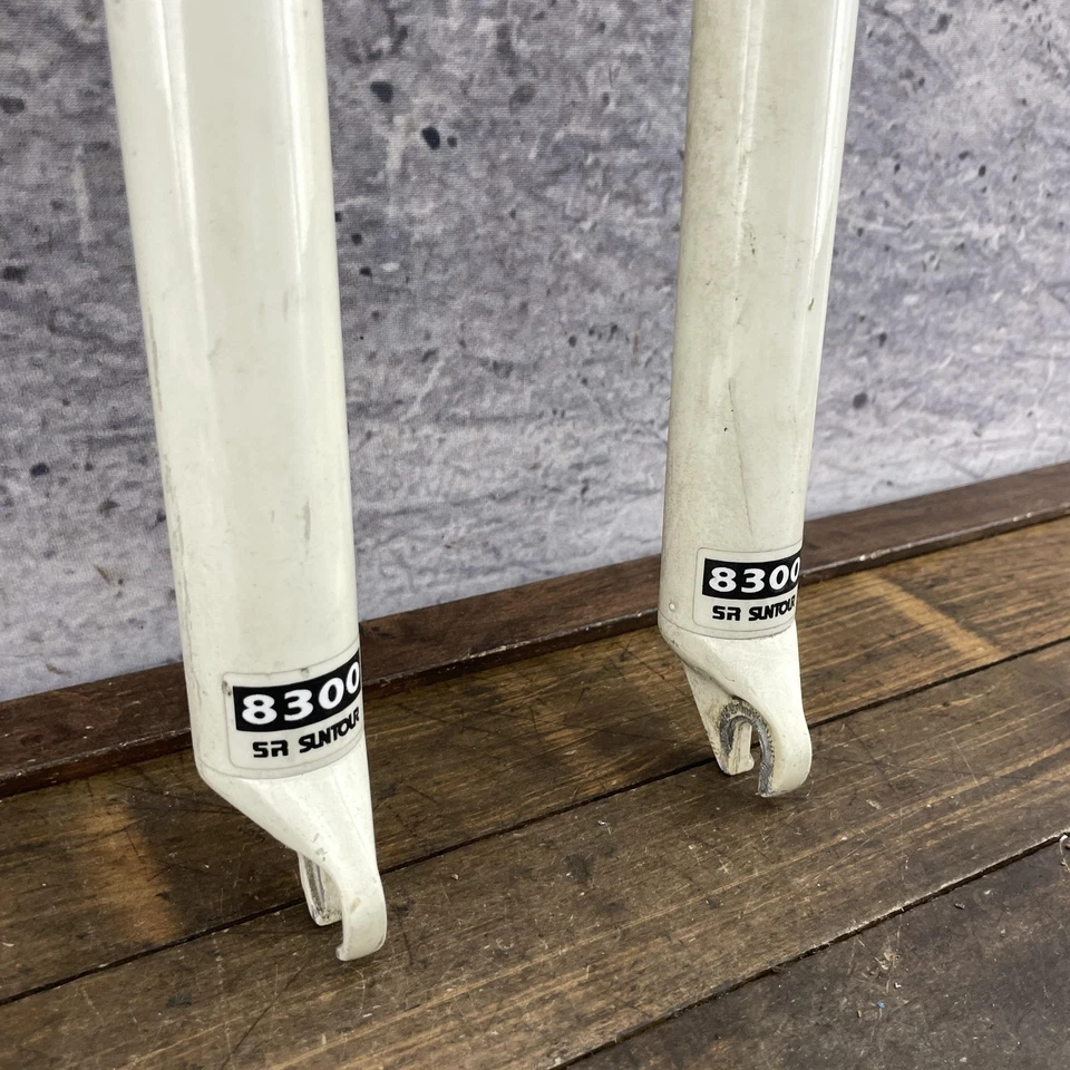 SR Suntour 8300 700c Suspension Fork 1in Threaded Hybrid Canti Boss 5" SHORT - Image 2 of 4