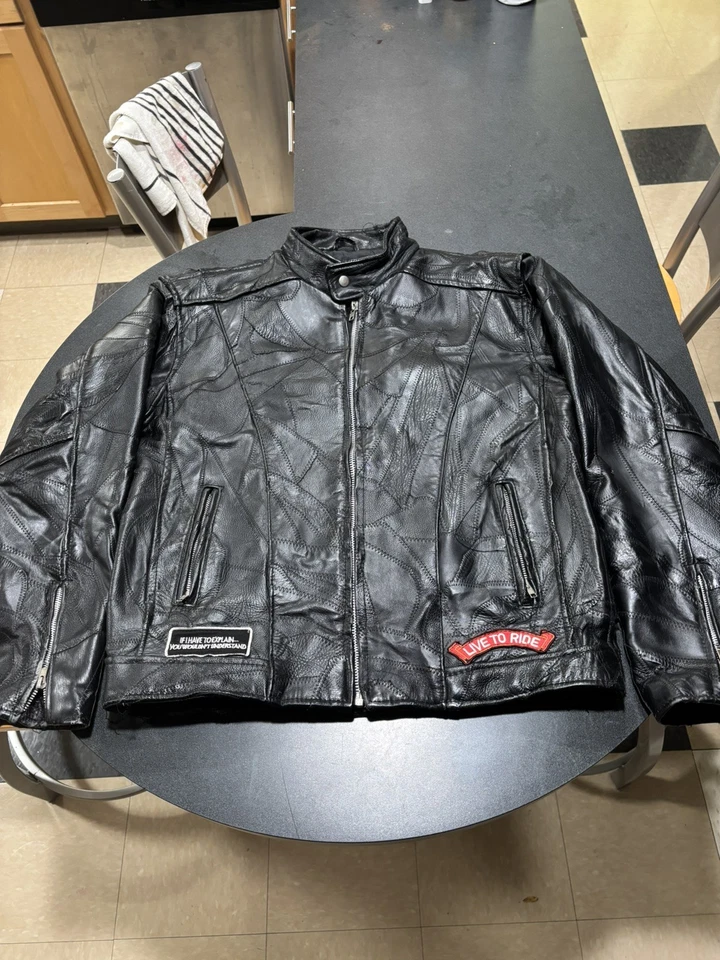 CHAQUETA MOTOCICLISTA CUERO BÚFALO PLACA DIAMANTE CON PARCHES TALLA L Foto 2 de 4