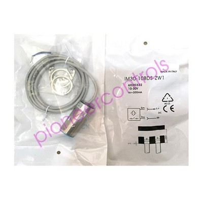SICK  IM30-15BNS-ZC1 Cylindrical thread design ,NPN ,New
