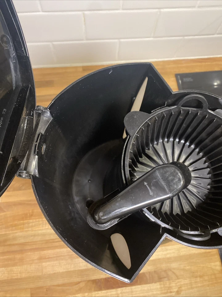 Mr. Coffee DWX23 12-Cup Programmable Coffee Maker In Black with Carafe Works - Image 3 of 4