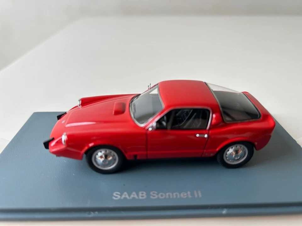 Neo Scale Models Saab Sonnet II 1975 1:43 - Image 2 of 4