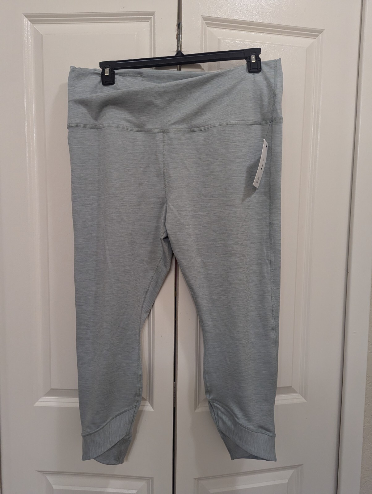 Nike Womens High Waist Yoga Wrap 7/8 Leggings Stretchy Gray Medium