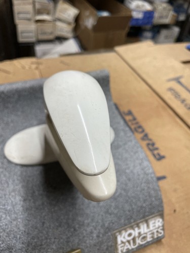 KOHLER Cabriole K-14616-4-0 single hole Faucet, White - Picture 4 of 5