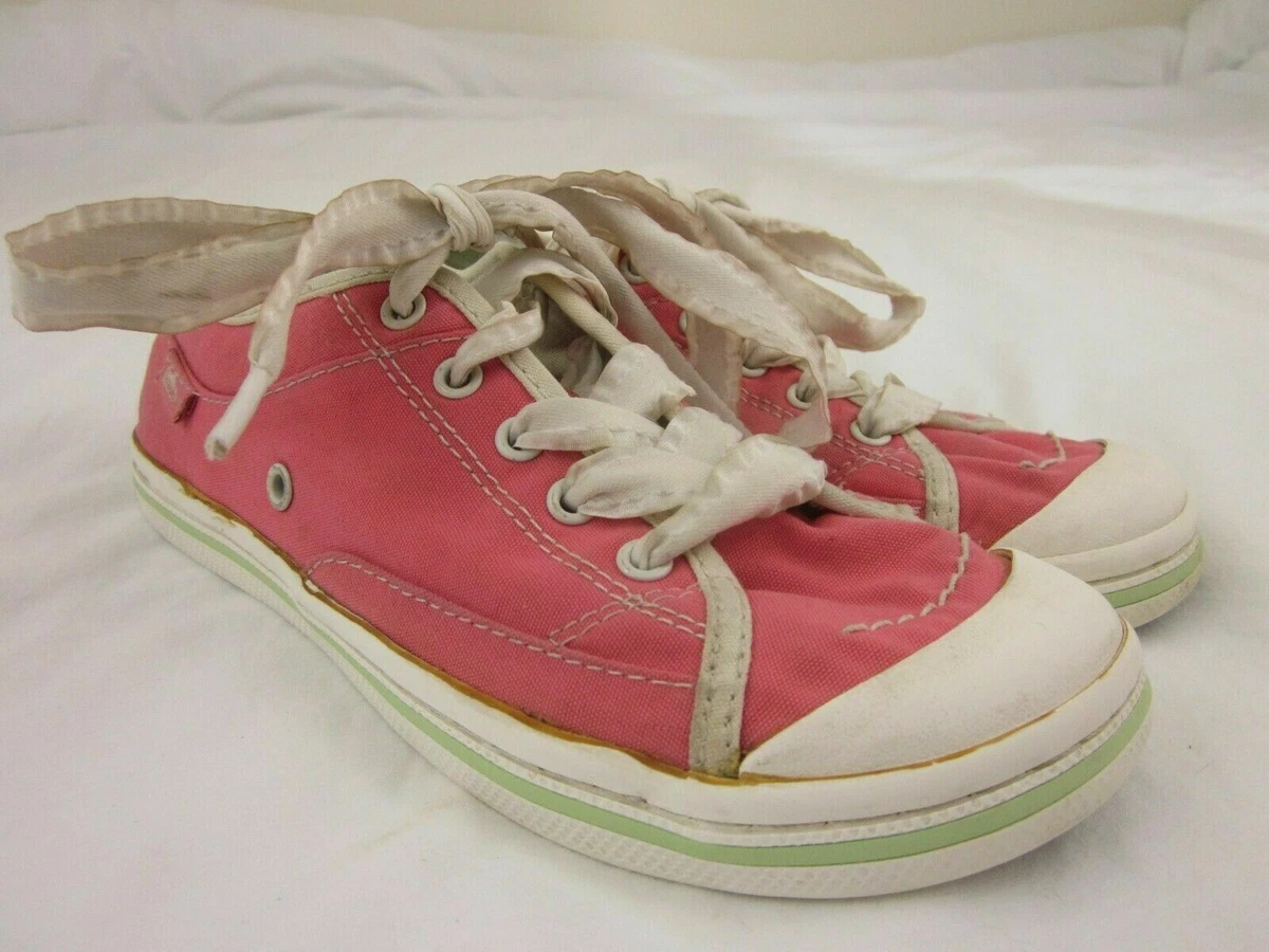 Shoes for hotsell girls simple