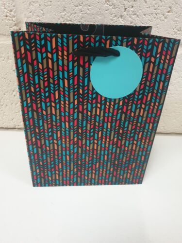 Mittlere Geschenktüten 26,5 cm x 21 cm x 13 cm Splodge Chevron Muster - 8 TASCHEN NUR £9,99 - Bild 6 von 12