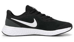 nike revolution 5 gs