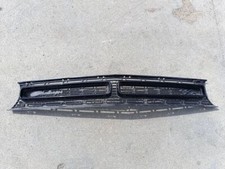 Dodge Challenger 2020 Oberes Gitter vorne 9403976 PAV15173 Dodge Challenger 2020 Oberes Gitter vorne 9403976 PAV15173