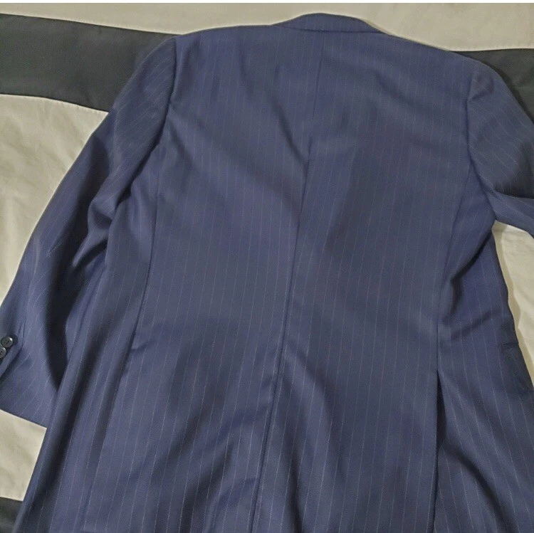 Isaia Napoli Navy Blue Pin Striped Super 130's Suit Blazer Jacket 44R US 54R IT - Image 3 of 4
