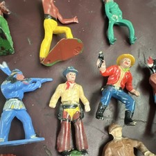 Hilco Vintage Cowboy Western Toy Figures Lot Cowboys Native Americans