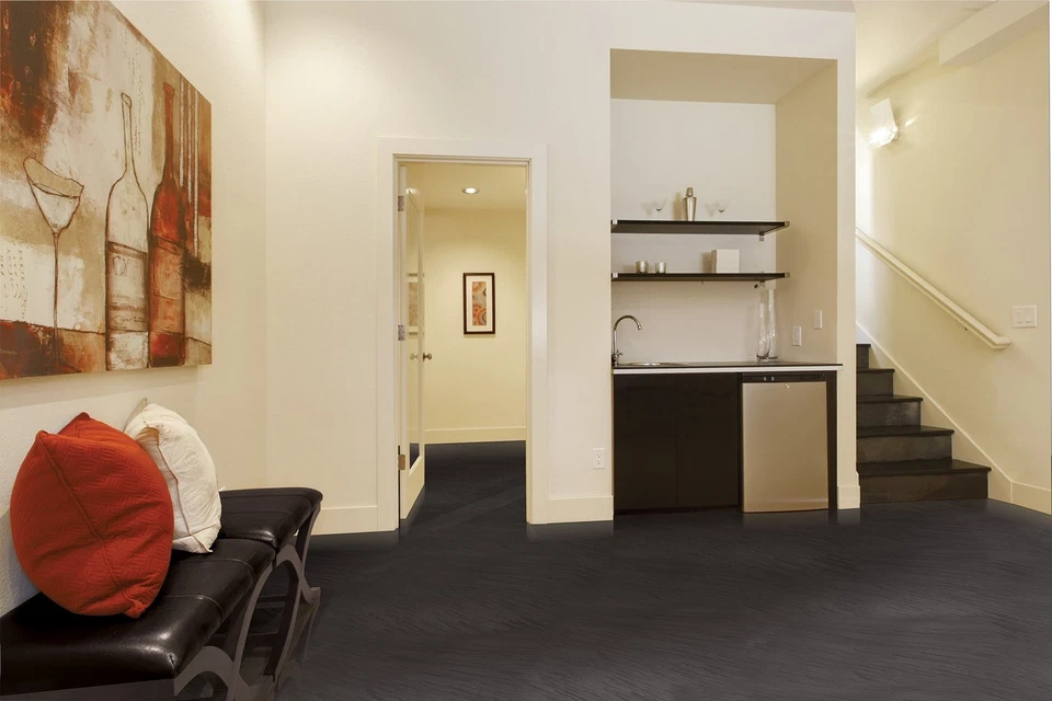 Rust Oleum RockSolid Metallic Garage Floor Coating Kit 80 Fl Oz Gunmetal Finish - Image 2 of 4